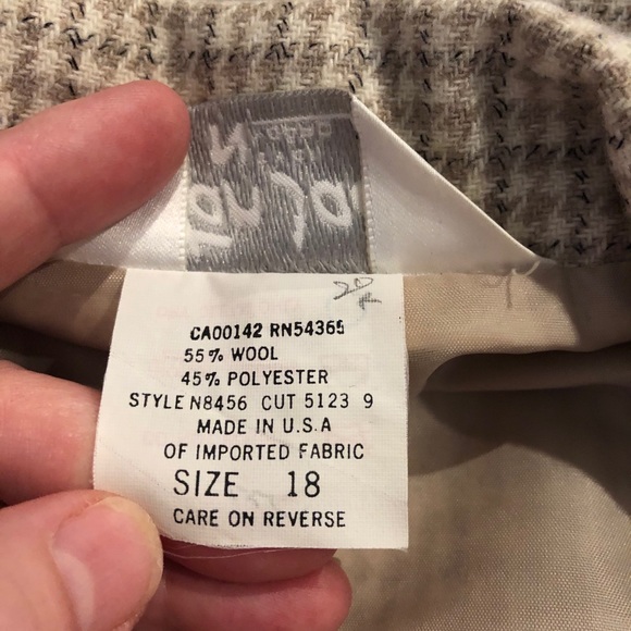 Vintage creamy tan houndstooth wool blend blazer - Picture 9 of 9